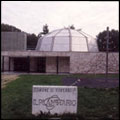 Esterno: la cupola ha un diametro di 8 m 